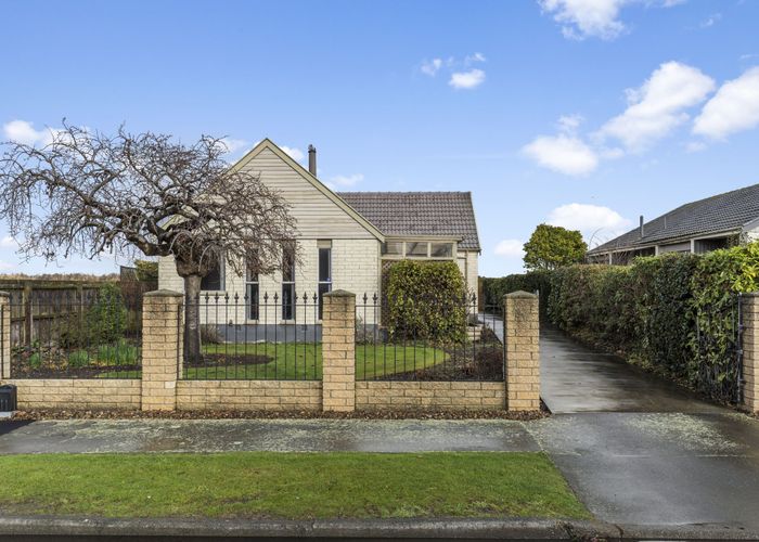  at 231 Hendersons Road, Hoon Hay, Christchurch