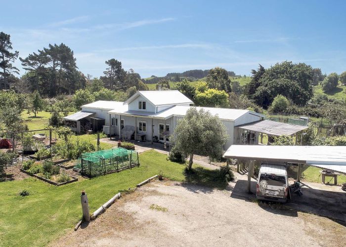  at 400 State Highway 3, Kaitoke, Whanganui