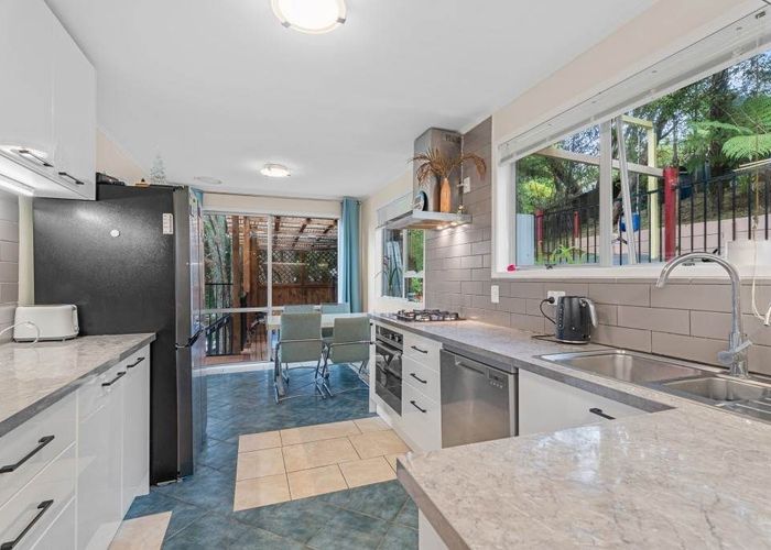  at 17 Vonnell Place, Birkdale, North Shore City, Auckland