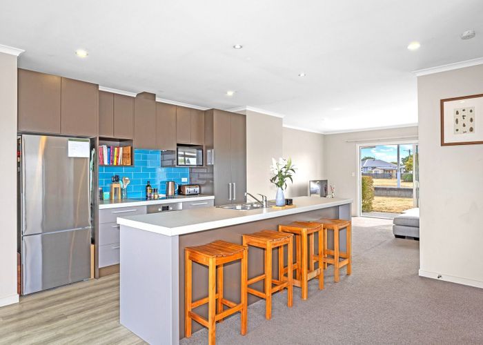  at 15 Cuffs Road, Wainoni, Christchurch City, Canterbury