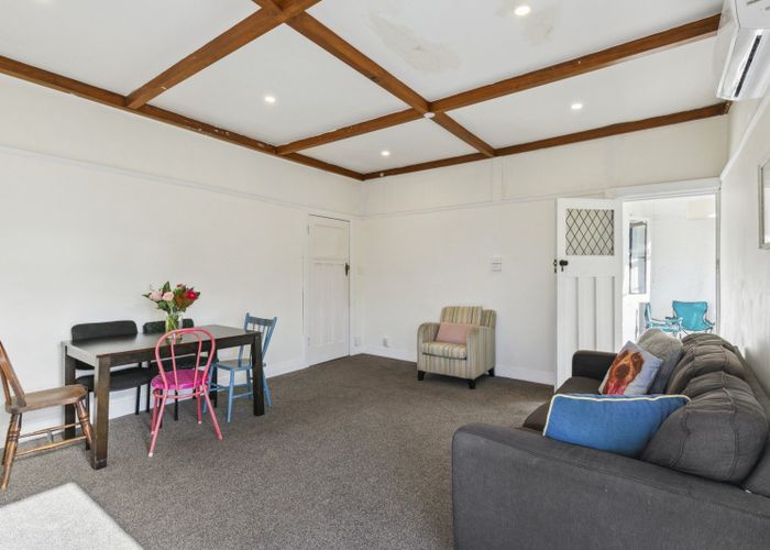  at 7 Crawford Road, Kilbirnie, Wellington