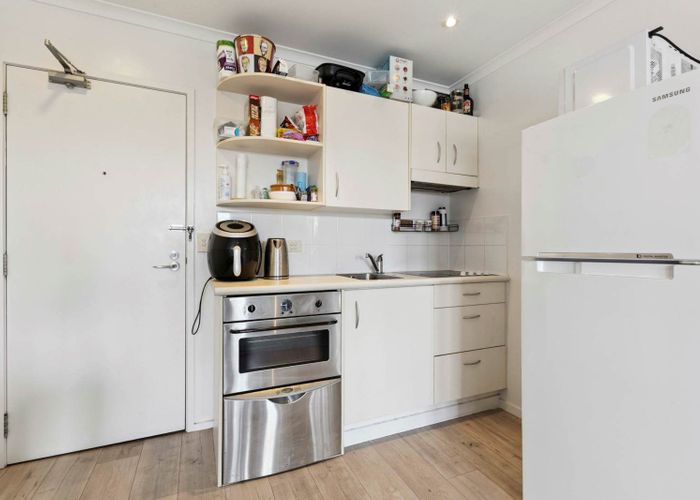  at 13H/18 Ronwood Avenue, Manukau, Manukau City, Auckland