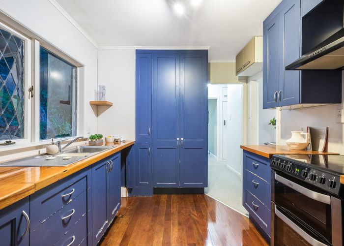  at 82 Cluny Road, Plimmerton, Porirua