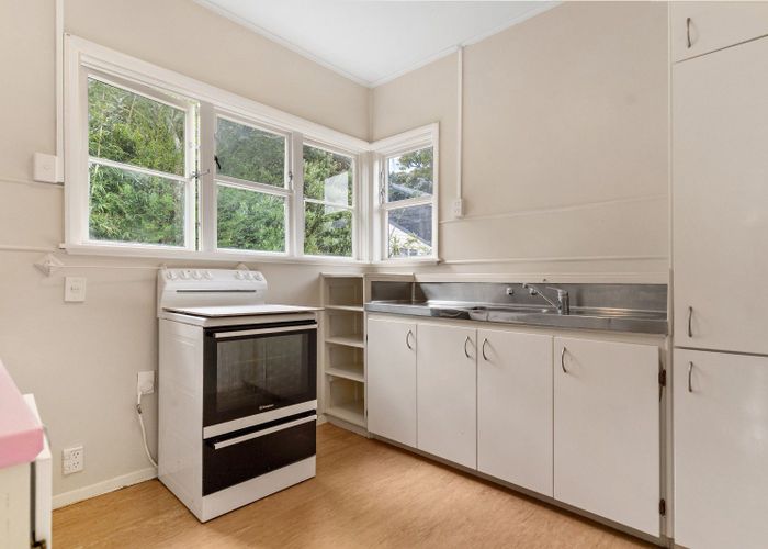  at 24 Hadfield Avenue, Waterview, Auckland City, Auckland
