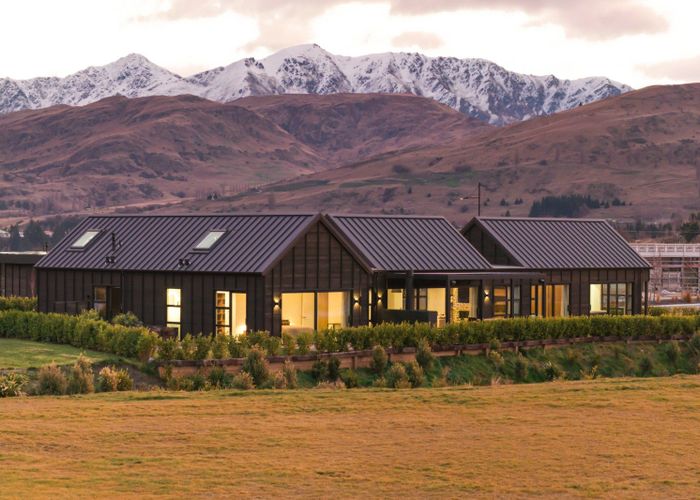  at 15 Kawarau Heights Boulevard, Lake Hayes, Queenstown
