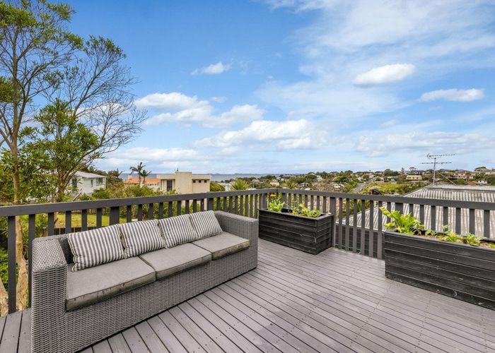  at 1/53 Deep Creek Road, Waiake, Auckland