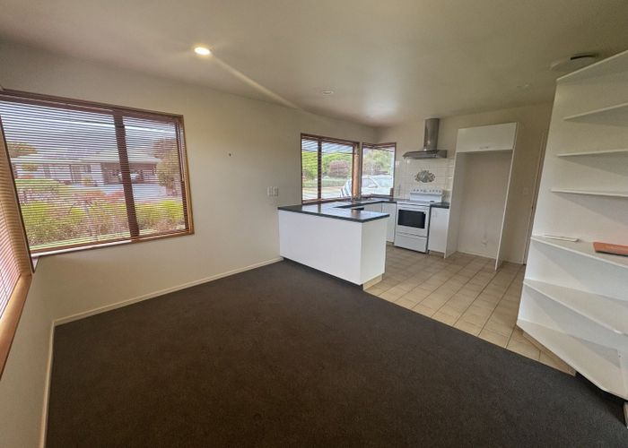  at 3 Maple Crescent, Richmond