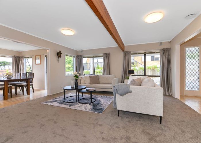  at 19 White Heron Drive, Massey, Waitakere City, Auckland