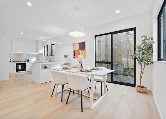  at 3/129 Arran Road, Browns Bay, North Shore City, Auckland