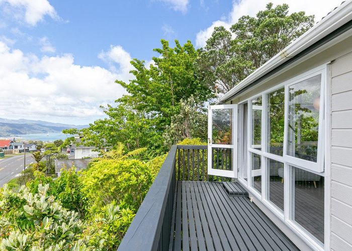  at 2a Oakleigh Street, Maungaraki, Lower Hutt, Wellington