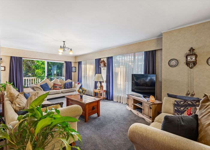  at 15 Anich Road, Massey, Waitakere City, Auckland
