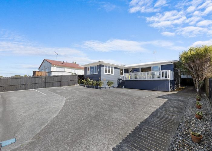  at 183 Wellington Street, Howick, Manukau City, Auckland