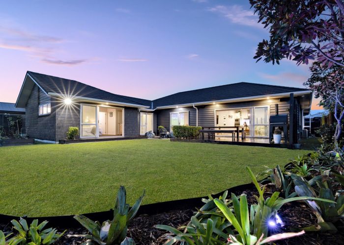  at 36 Selliera Place, Papamoa, Tauranga, Bay Of Plenty