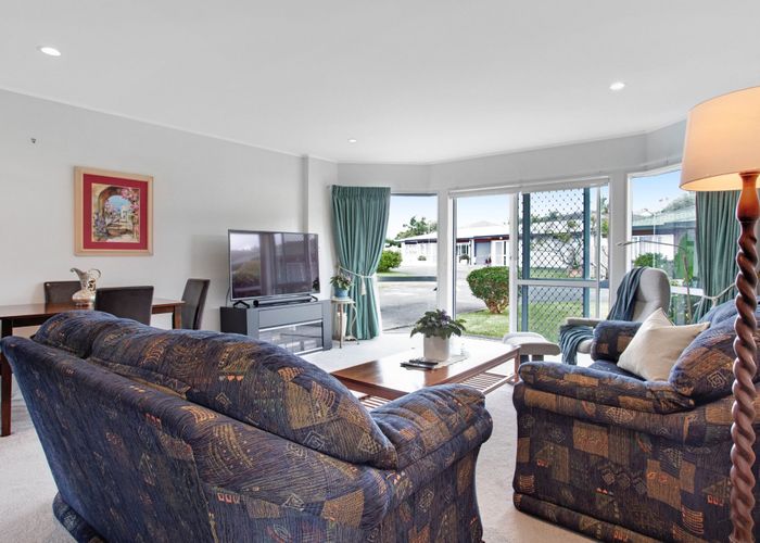  at 98B Lakeside Drive, Orewa, Rodney, Auckland
