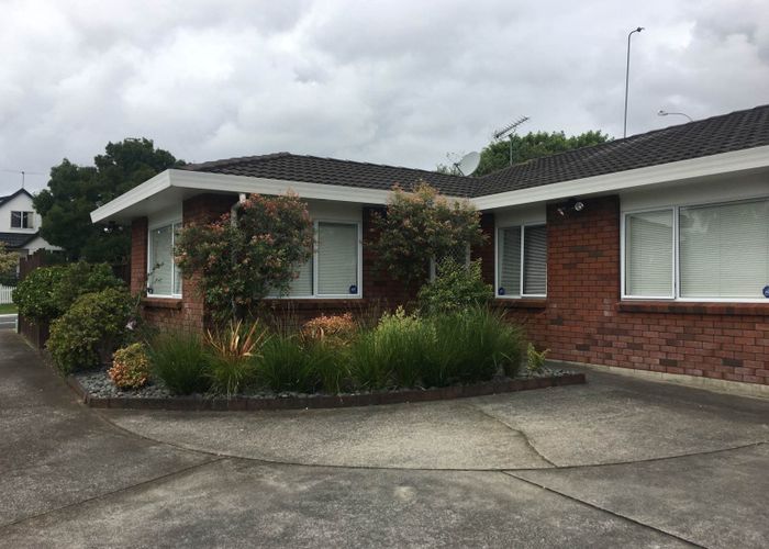  at 99a Aviemore Drive, Highland Park, Manukau City, Auckland