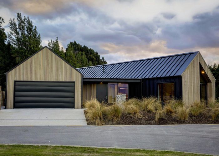  at 4 Carrick Lane, Kawarau Heights, Lake Hayes, Queenstown-Lakes, Otago
