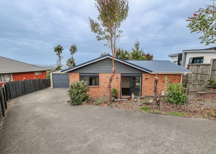  at 6 Raoulia Close, Halfway Bush, Dunedin
