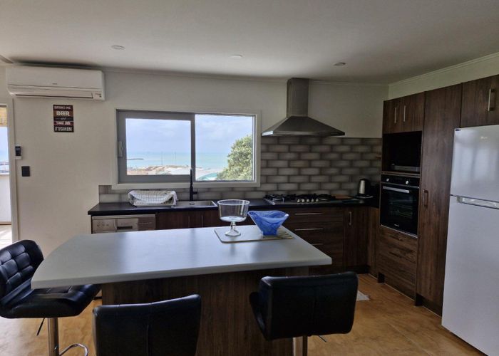  at 11B Catherine Crescent, Moturoa, New Plymouth, Taranaki