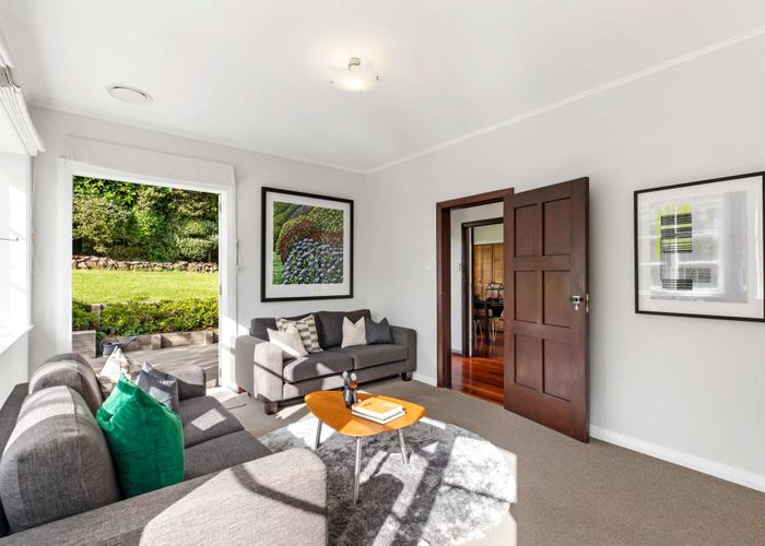 at 27 Parau Street, Mount Roskill, Auckland