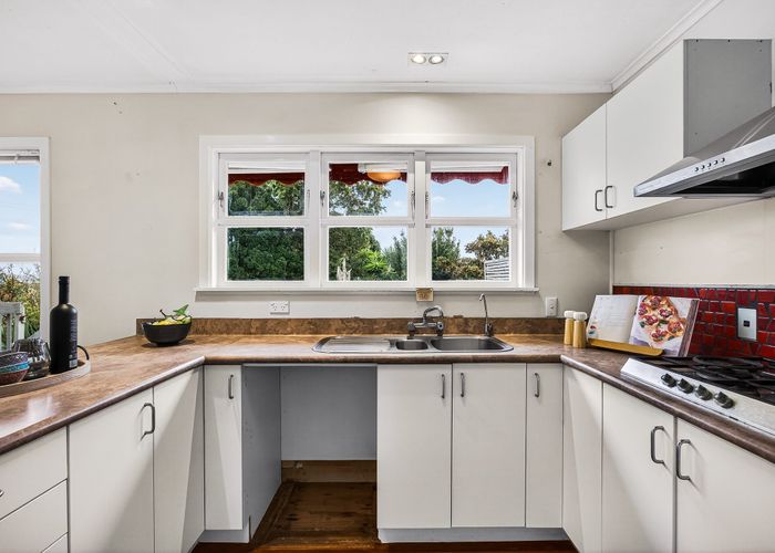  at 49 Tiroroa Avenue, Te Atatu South, Waitakere City, Auckland