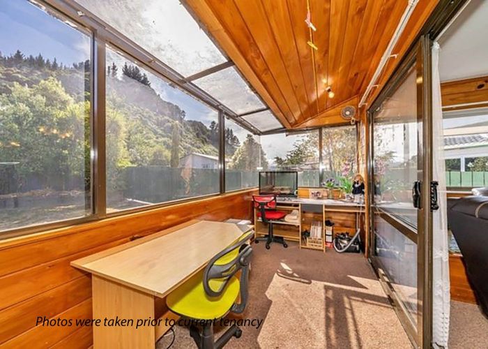  at 6 Edmund Lomas Grove, Birchville, Upper Hutt, Wellington