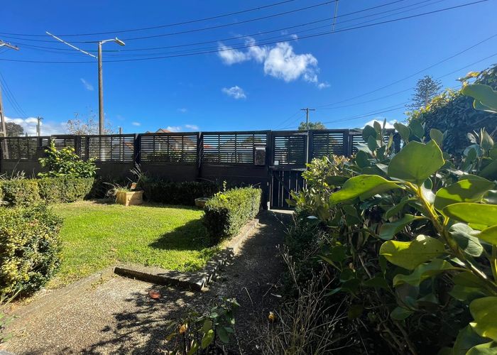  at 4C Momona Road, Greenlane, Auckland