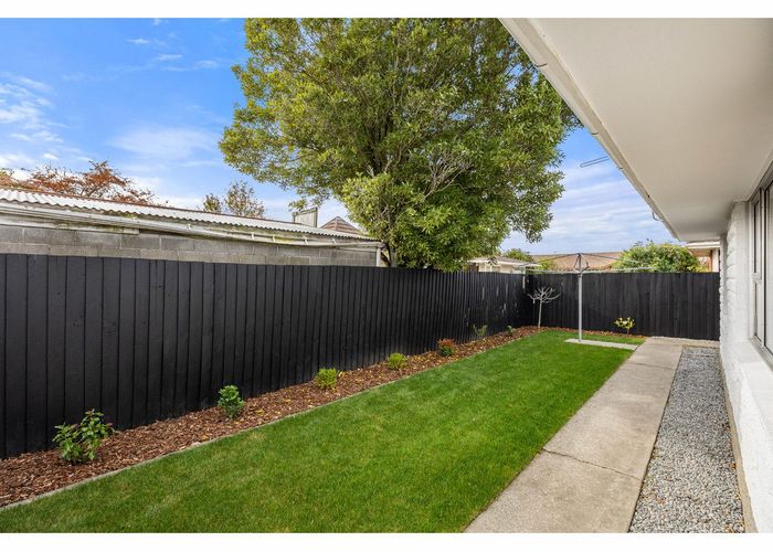  at 2/95 Cheyenne Street, Sockburn, Christchurch