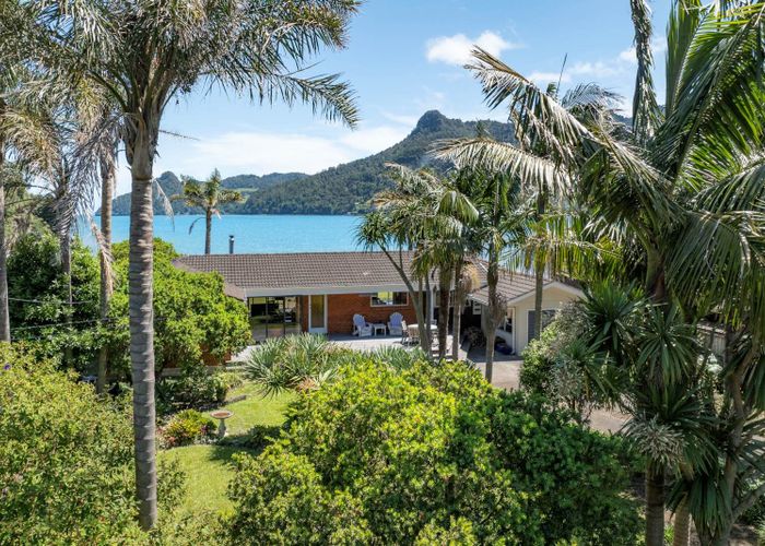  at 13 Foster Avenue, Huia, Waitakere City, Auckland