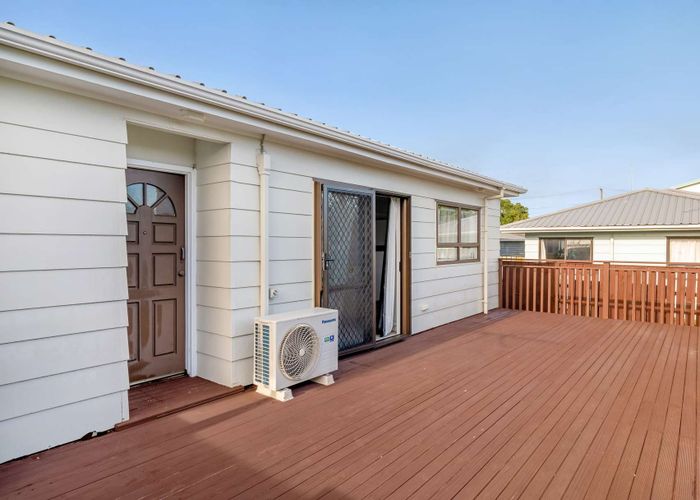  at 2/50 Panorama Road, Mount Wellington, Auckland City, Auckland