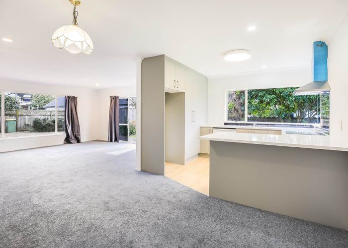  at 24 Heritage Avenue, Chartwell, Hamilton