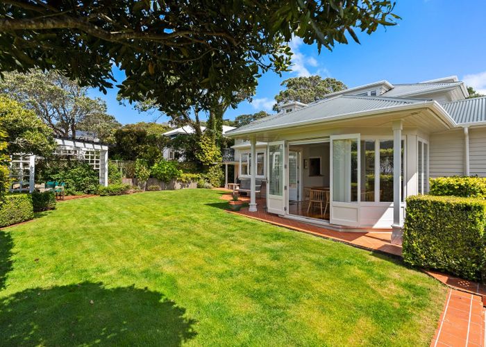  at 43 Nicholson Road, Khandallah, Wellington, Wellington