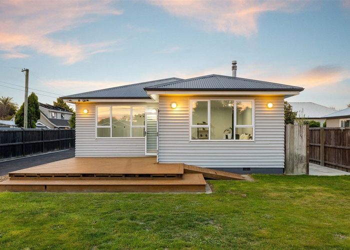  at 1/8 Domain Terrace, Spreydon, Christchurch