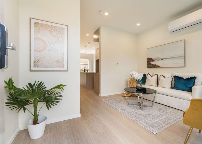  at 3/6 Law street, Torbay, North Shore City, Auckland
