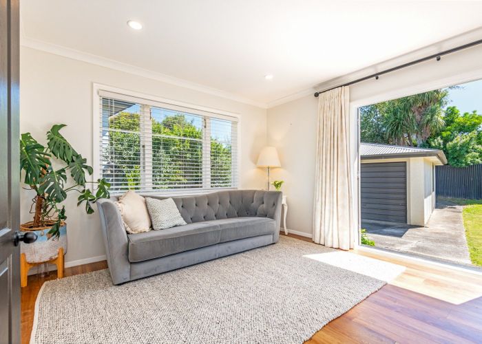  at 11 Athlone Place, Hokowhitu, Palmerston North, Manawatu / Whanganui