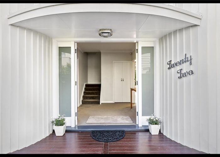  at 22 Everest Street, Khandallah, Wellington