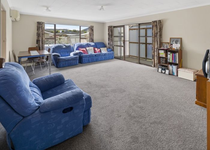  at 2/64 FERGUSSON ST, Stoke, NELSON