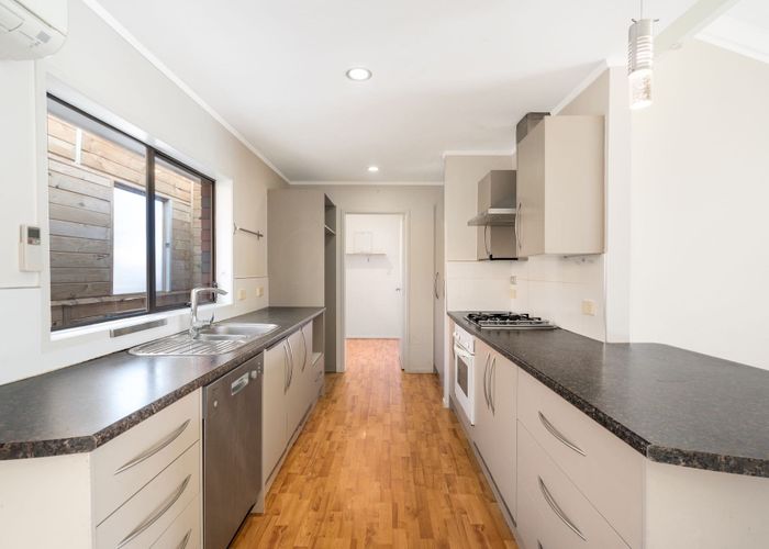  at 65 Kurnell Drive, Botany Downs, Manukau City, Auckland