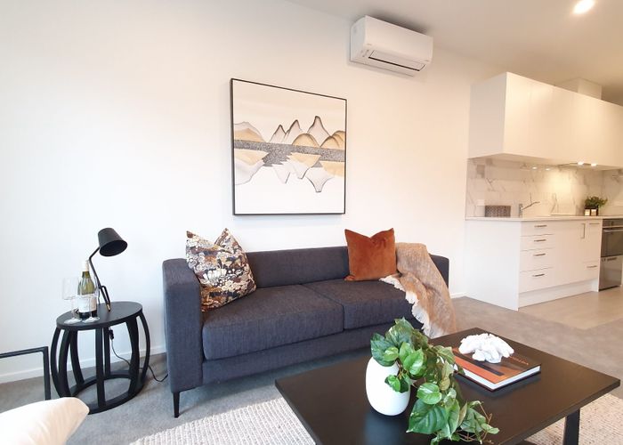  at 210/1A Oakley Avenue, Waterview, Auckland