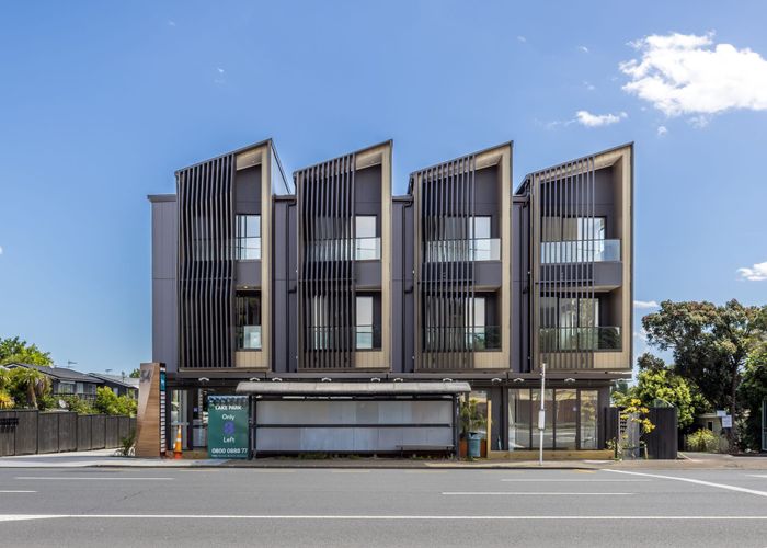  at 54 Taharoto Road, Takapuna, North Shore City, Auckland