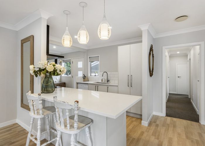  at 26 Mirrabooka Avenue, Botany Downs, Auckland