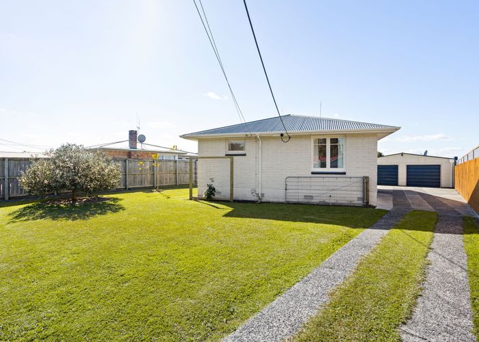 at 7 Anthony Crescent, Bader, Hamilton