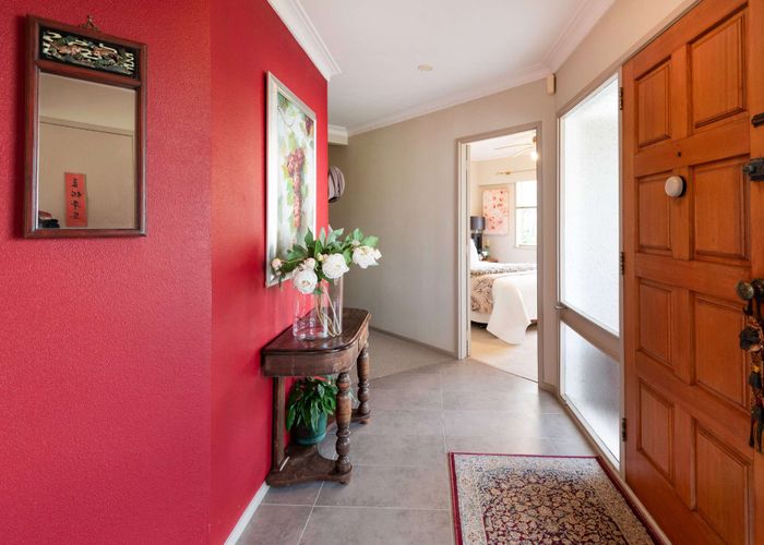  at 10 Roadley Avenue, Sunnyhills, Auckland