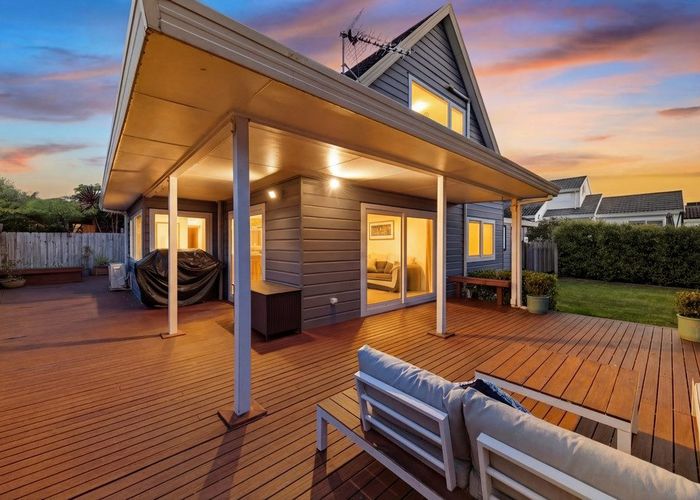  at 25B Glucina Avenue, West Harbour, Waitakere City, Auckland