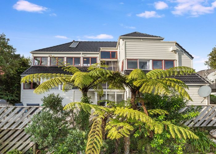 For sale 8 Moray Place, Papakowhai, Porirua, Wellington homes.co.nz