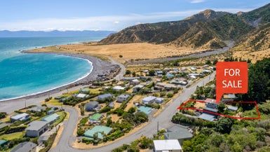  at 44 Seaview Avenue, Cape Palliser, Pirinoa