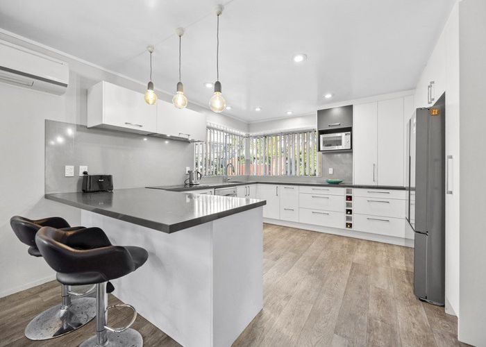  at 9 Lemonwood Place, The Gardens, Manukau City, Auckland