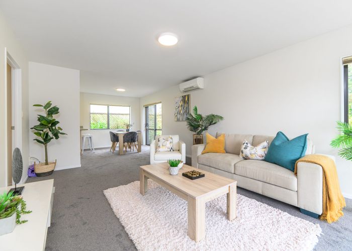  at 1/127 Boundary Road, Blockhouse Bay, Auckland