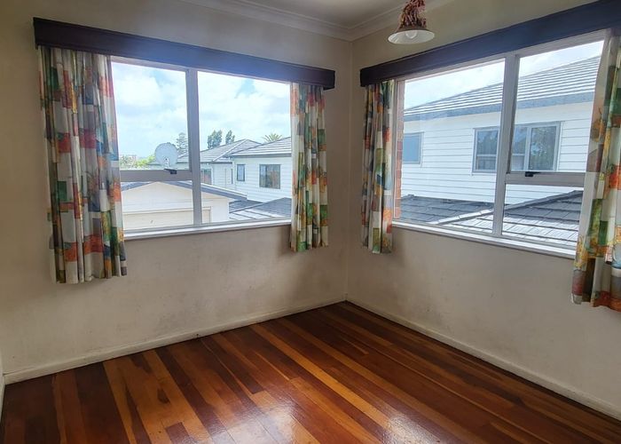  at 48 Woolfield Road, Papatoetoe, Auckland