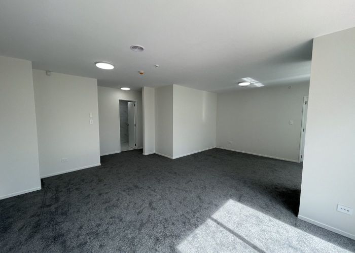  at 2/152 Triangle Road, Massey, Waitakere City, Auckland