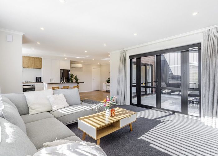 at 40 Mawai Hakona Drive, Wallaceville, Upper Hutt, Wellington